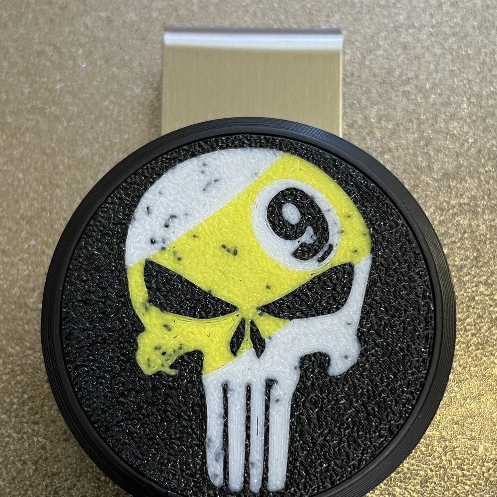 Skull With 9 Ball printed on a magnetic chalk holder base